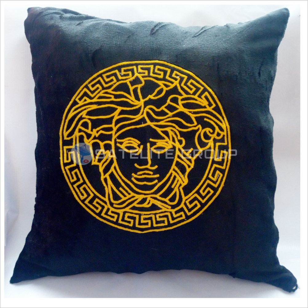 throw pillow 1